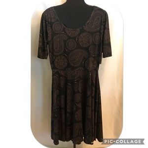 NWT Lularoe Nicole Paisley Dress
